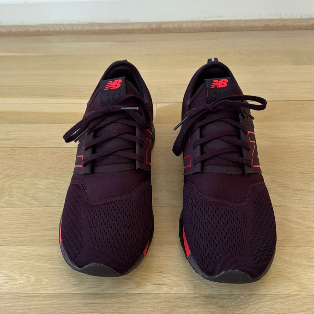 New Balance 247 sneaker